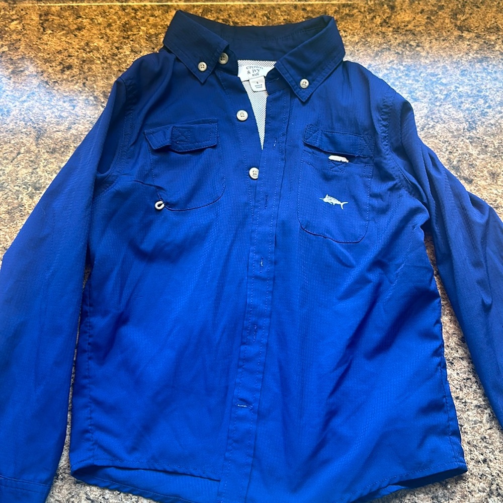 Crown & ivy long sleeve button up- outdoor fishing and coast shirt